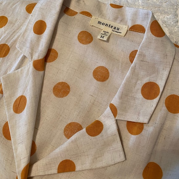 🎉SOLD LOCALLY🎉 Monteau size M like new. - Picture 2 of 2